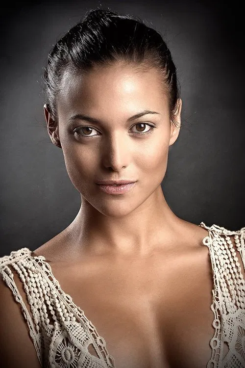 Elisa Mouliaá profile picture