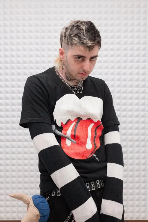 Orslok profile picture