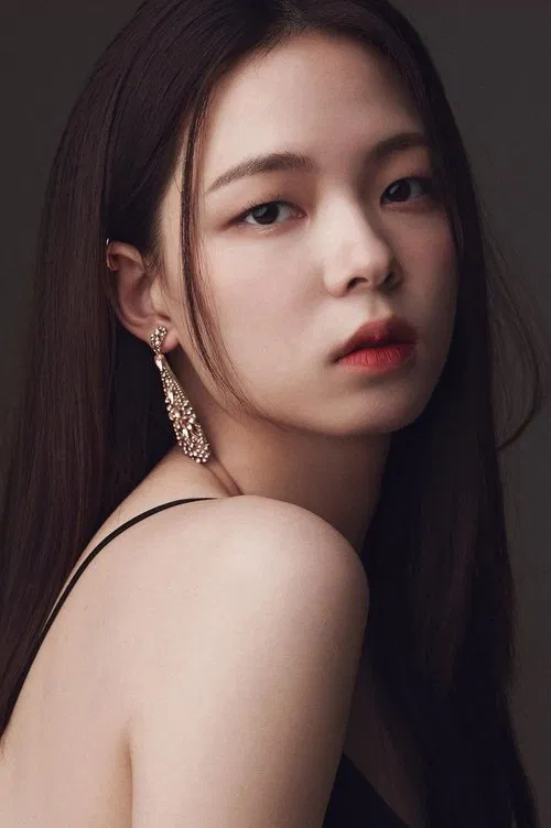 Cho Yu-jung profile picture