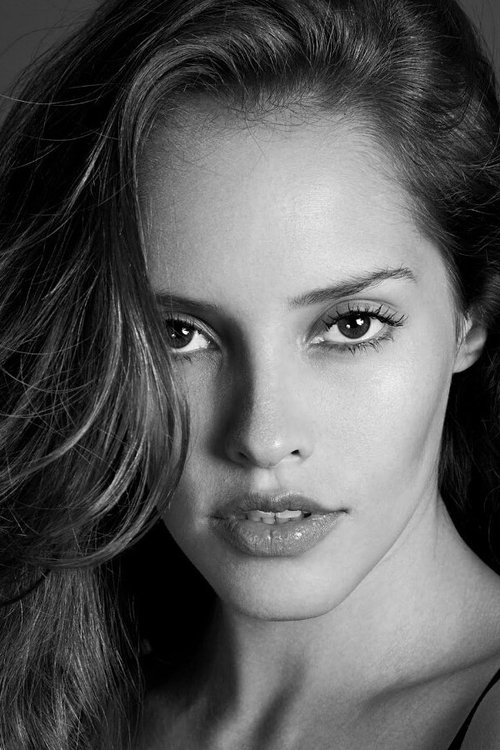 Anni Barros profile picture