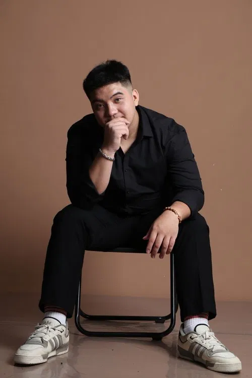 Foto de perfil de Adrian David L. Alindogan