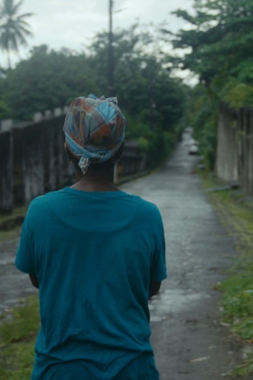 Sous les feuilles movie poster