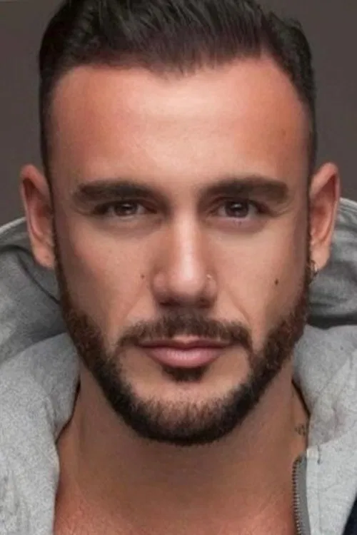 Alex Bullon profile picture