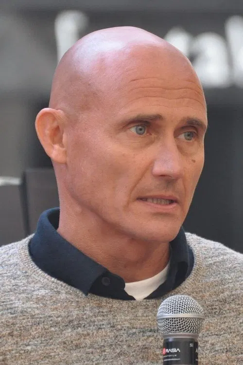 Marko Röhr profile picture