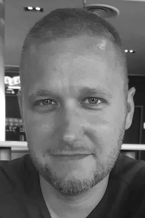 Zoltán Miklósy profile picture