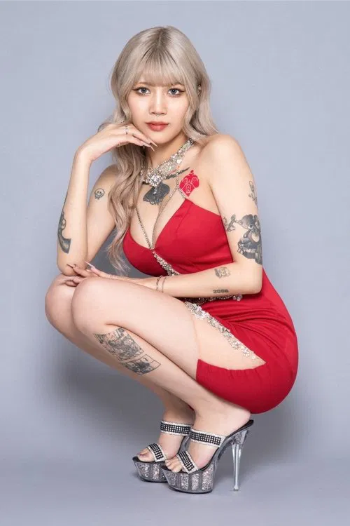 鳳カレン profile picture