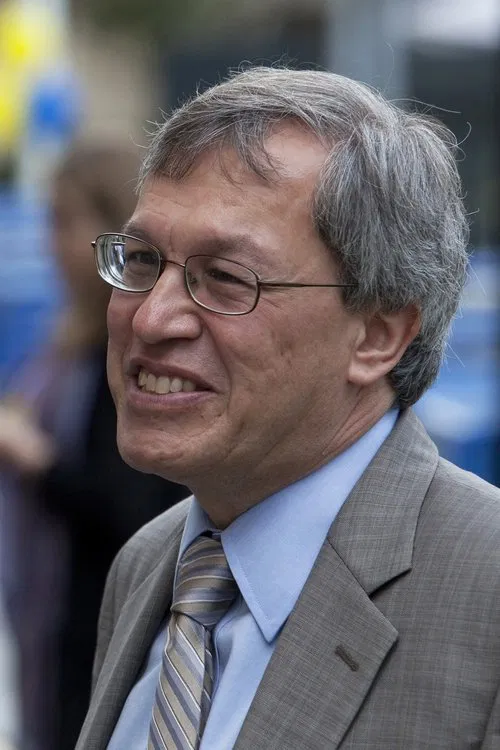 Erwin Chemerinsky profile picture
