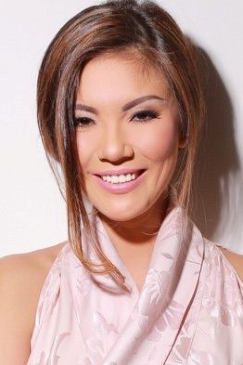 Aline Adita profile picture