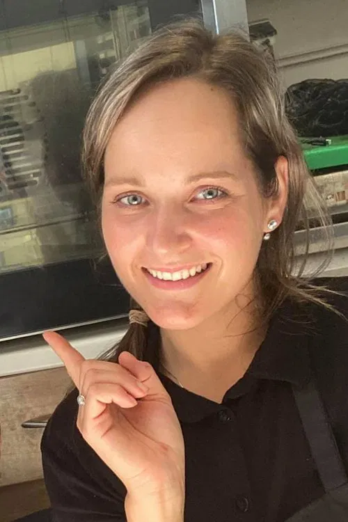 Eva Tomečková profile picture