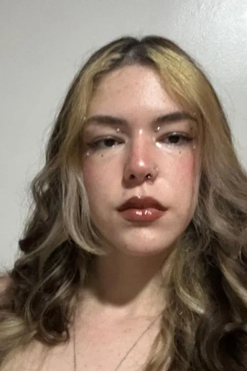 Anna Luiza Nascimento profile picture