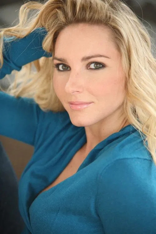 Anna Debecki profile picture