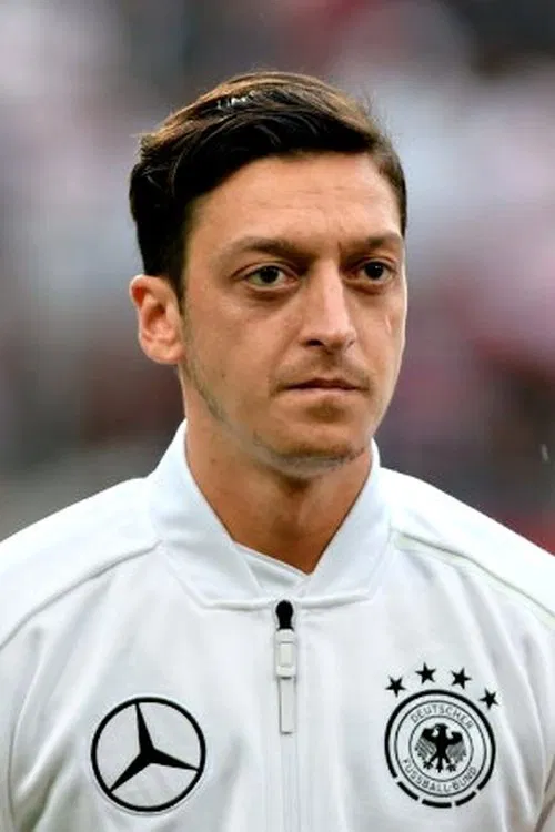 Mesut Özil profile picture