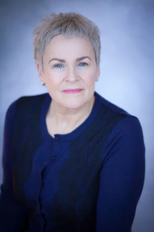 Mary Davison profile picture