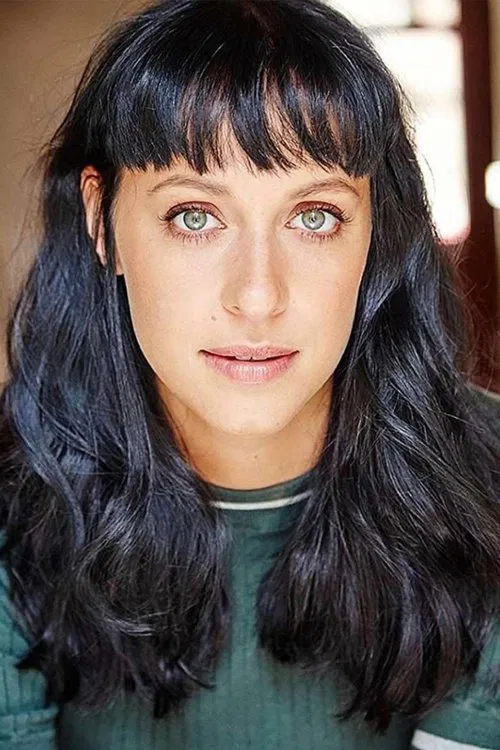 Jessica Falkholt profile picture