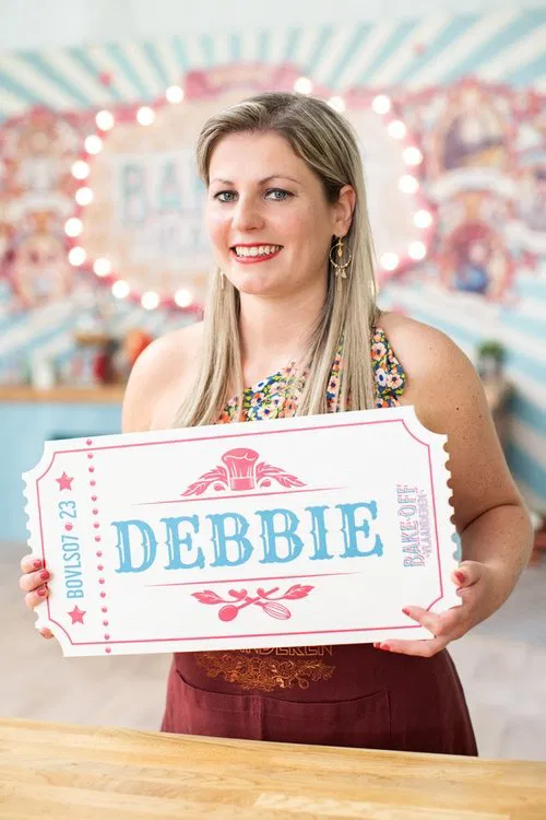 Debbie profile picture