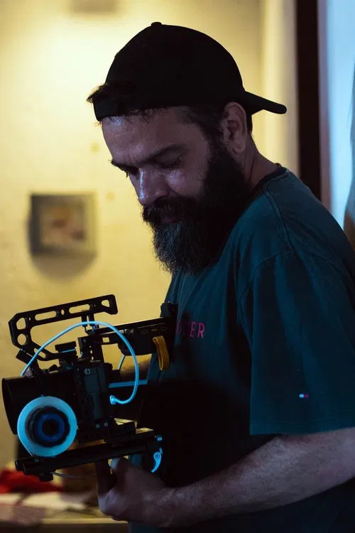 César Caos profile picture