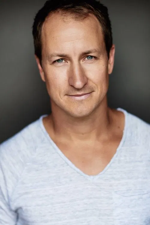 Simon Mallory profile picture