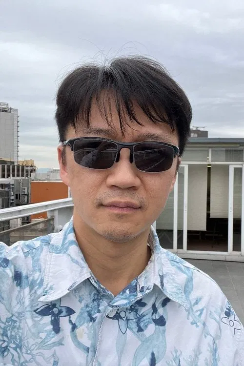 Foto de perfil de Adrian Low