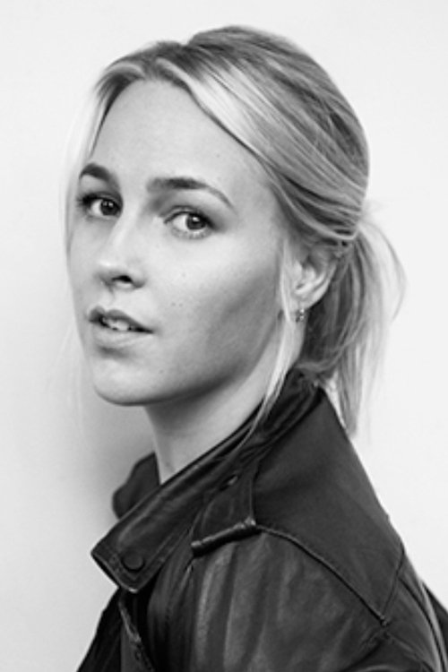 Emma Holly Jones profile picture