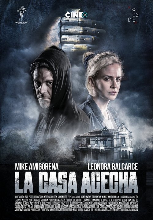 La casa acecha movie poster