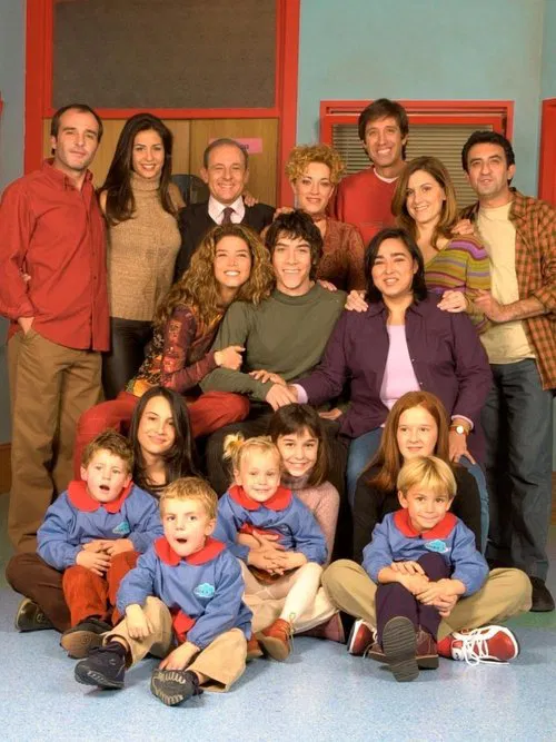Javier ya no vive solo tv show poster