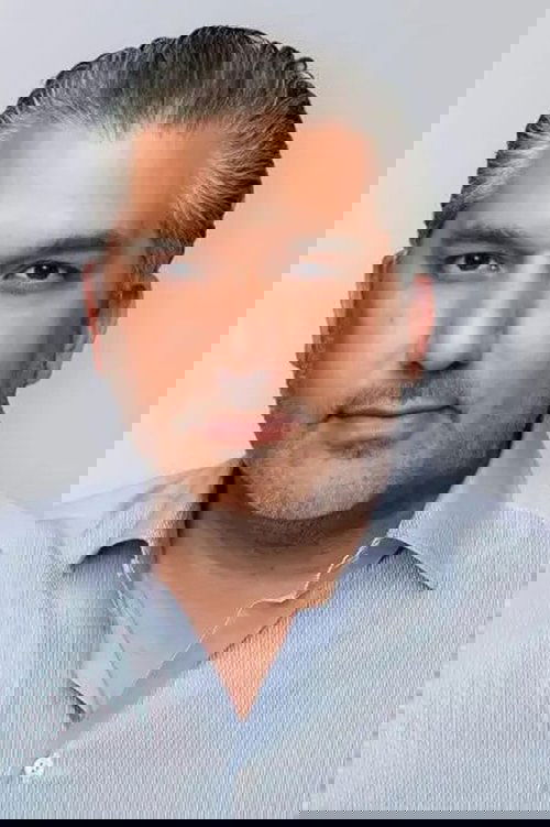 Nick Khan profile picture