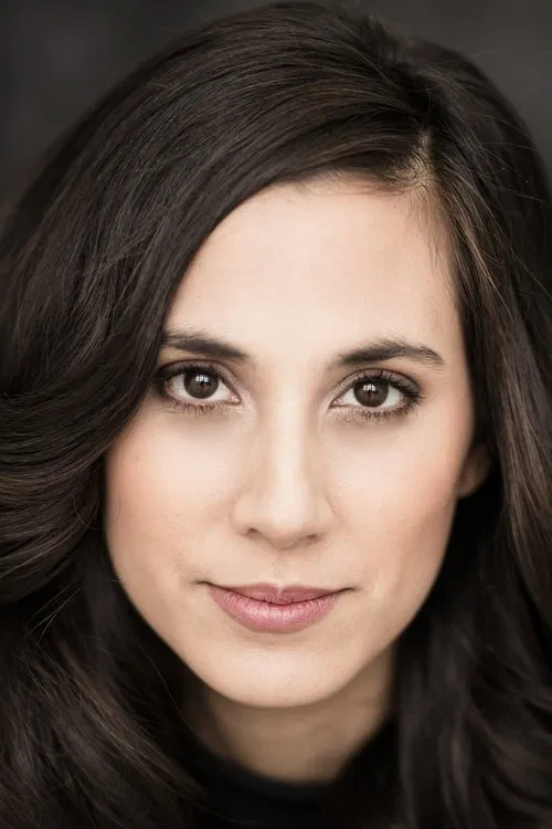 Maya Henselek profile picture
