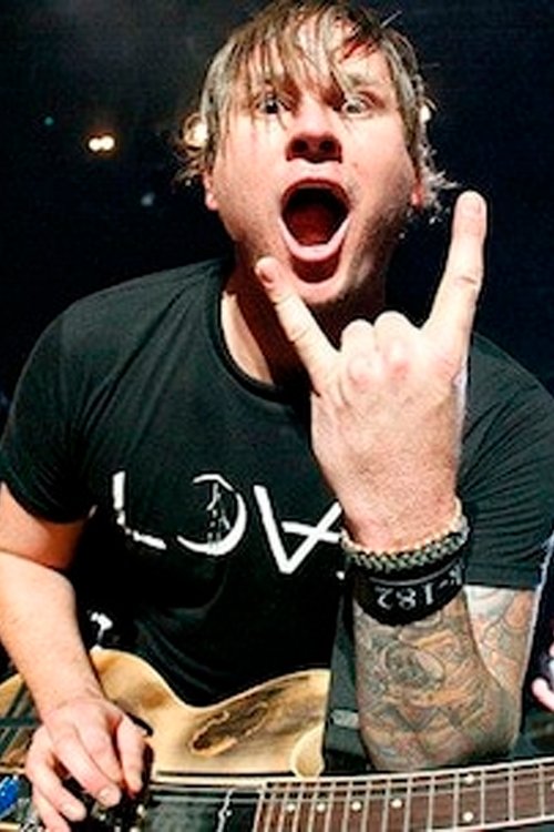 Tom DeLonge profile picture
