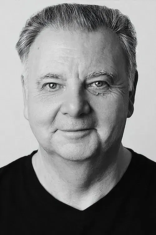 Paul Knight profile picture