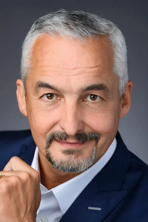 Gilles Legardinier profile picture