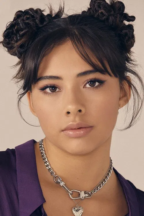 Xochitl Gomez profile picture