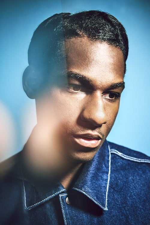 Leon Bridges profile picture