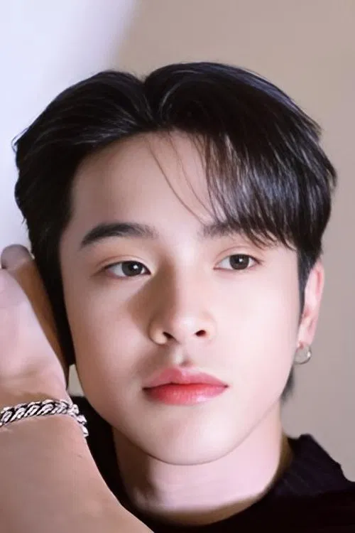 Namo Thanapat Phiukham profile picture