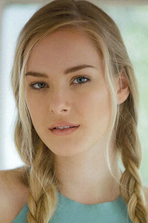 Emma Bellomy profile picture