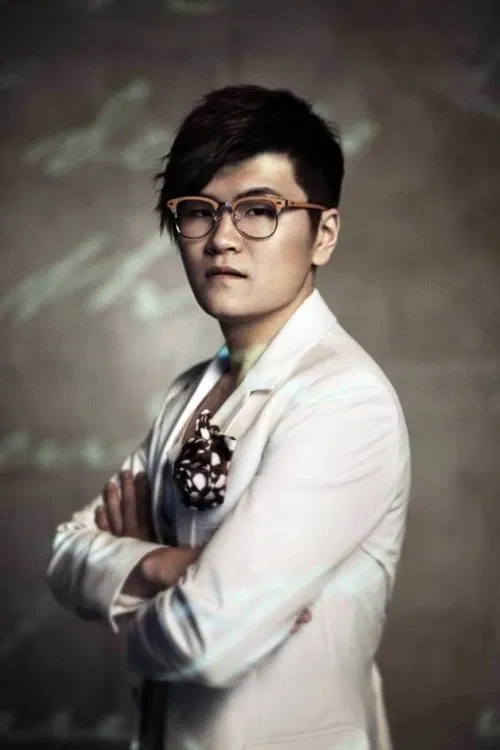 신용재 profile picture