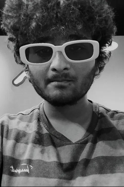 SARAKAESH profile picture