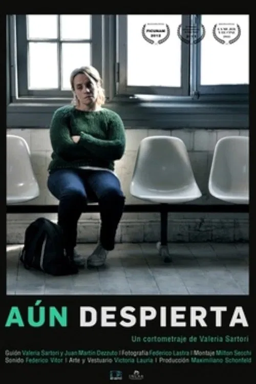 Aún despierta movie poster