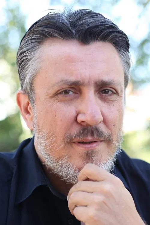 Cüneyt Uzunlar profile picture