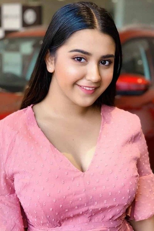 Roshni Walia profile picture