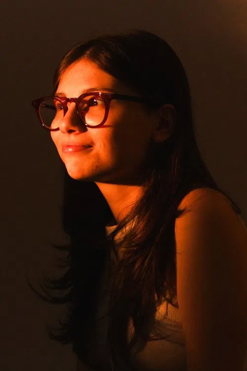 Ana Rezende profile picture