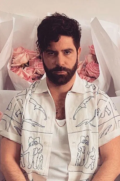 Yannis Philippakis profile picture