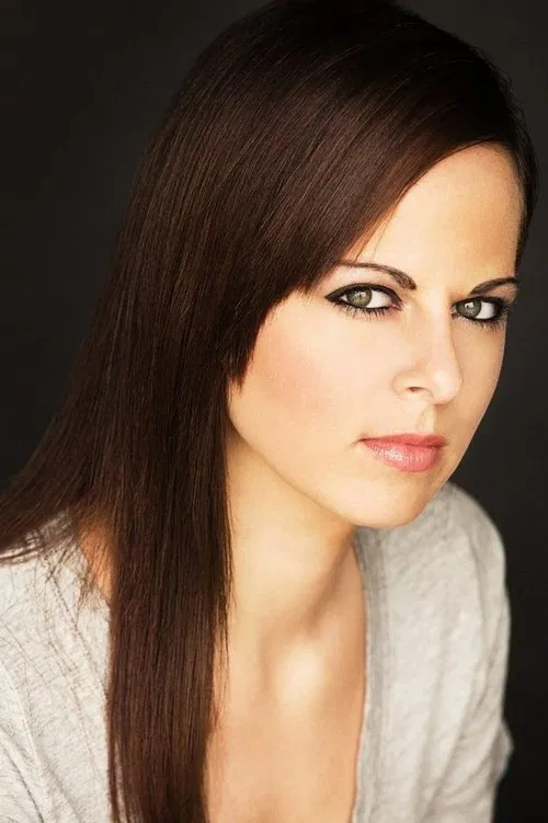 Chloé Bruce profile picture