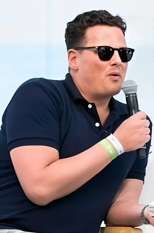 Jonathan Hutchison profile picture