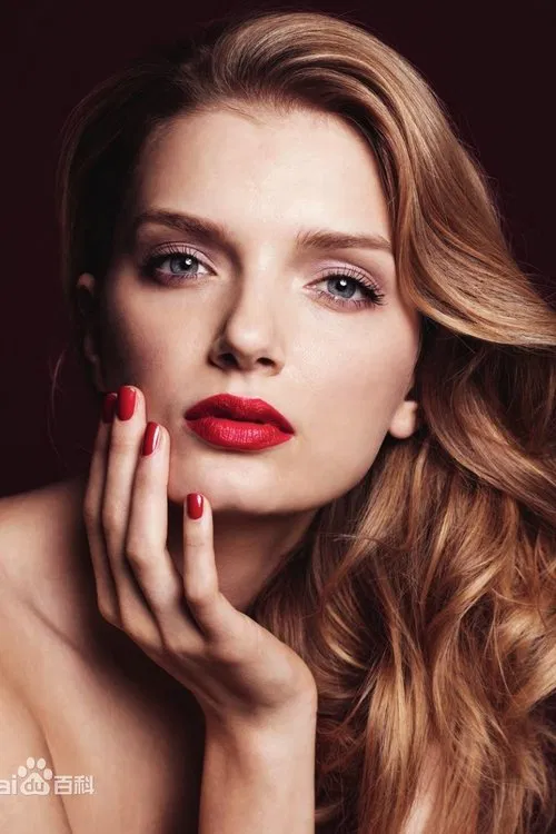 Lily Donaldson profile picture