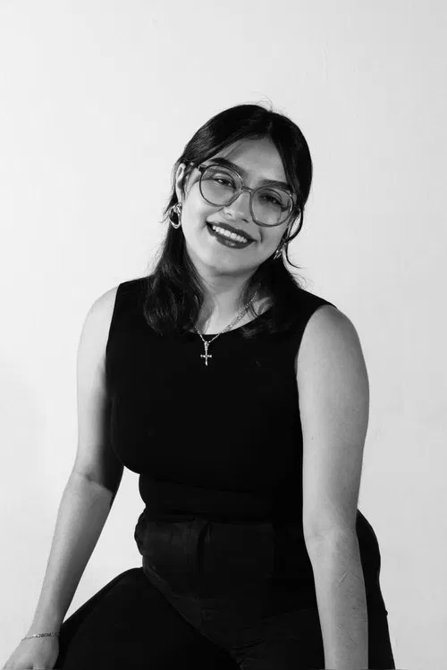 Carol Flores profile picture