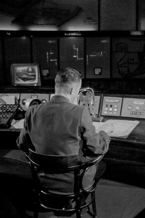 Poster do filme First Shift