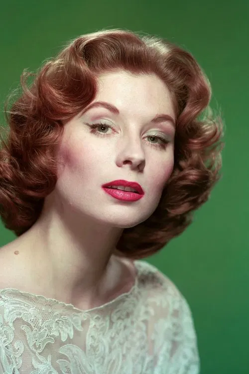 Suzy Parker profile picture