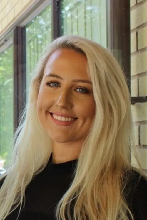 Charlotte Davies profile picture