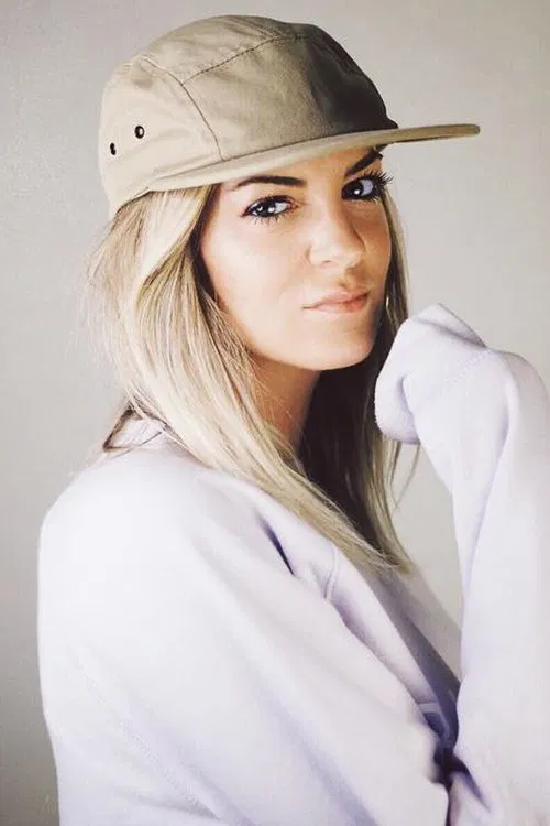 Laurell Barker profile picture