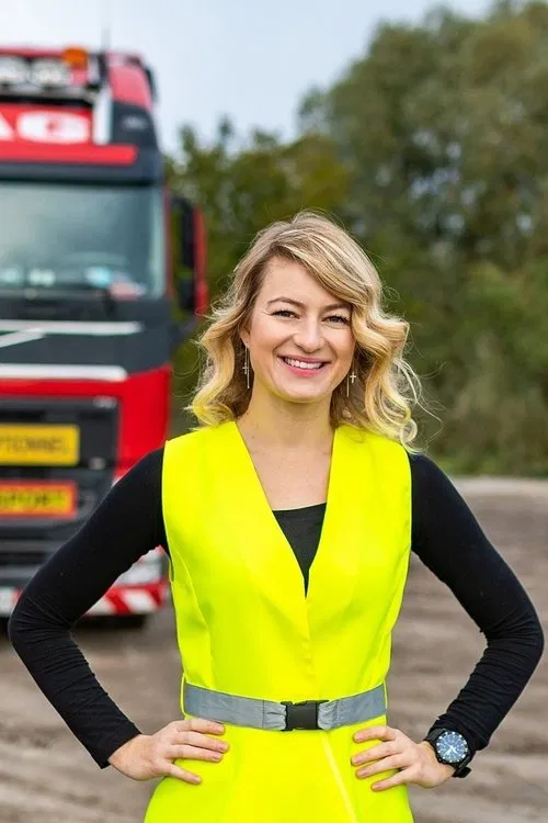 Przygody truckerki tv show poster